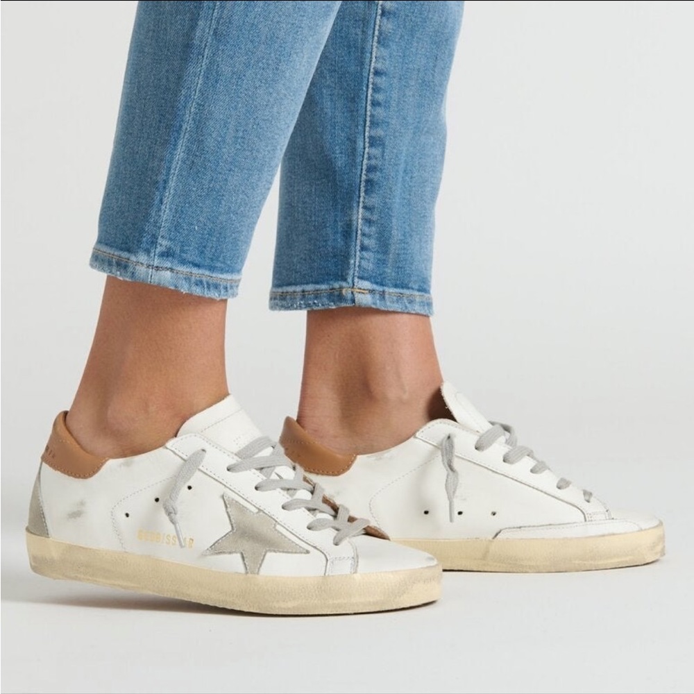 Golden Goose Superstar Sneaker in White Leather/Light Brown Sz 38 New in Box